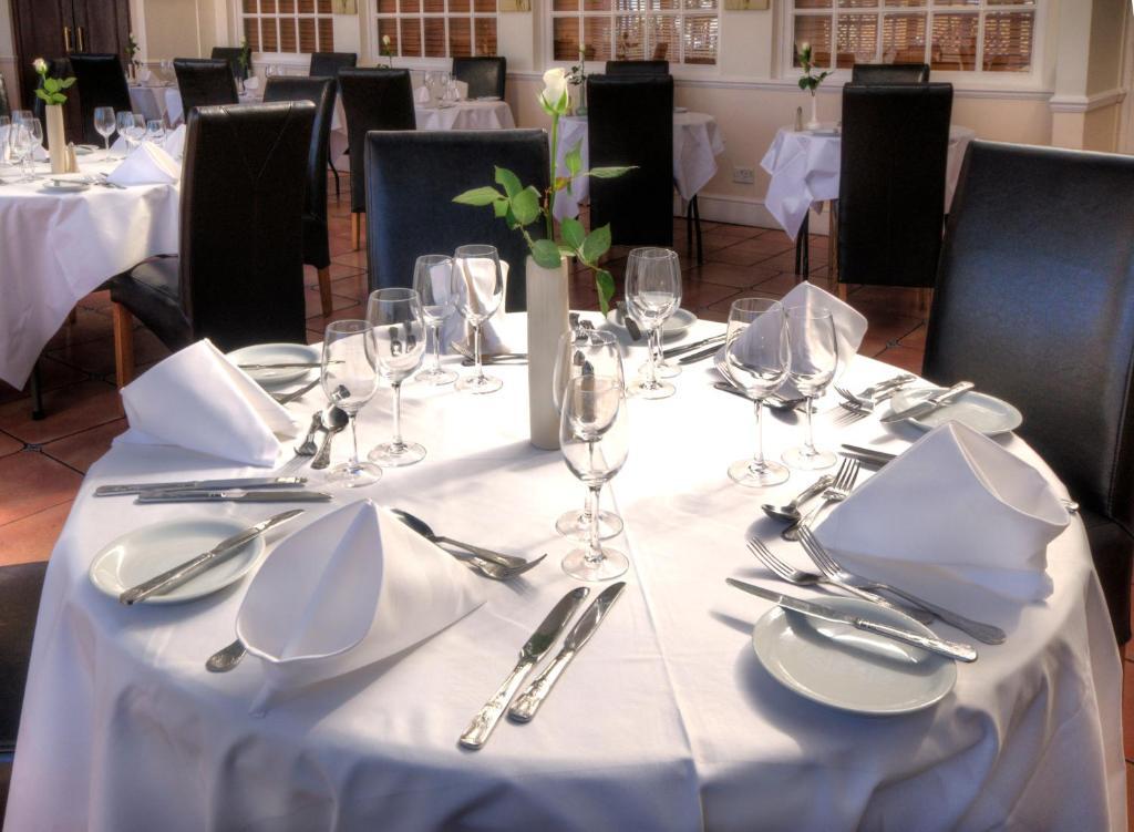 Lord Hill Hotel & Restaurant Шрусбери Экстерьер фото