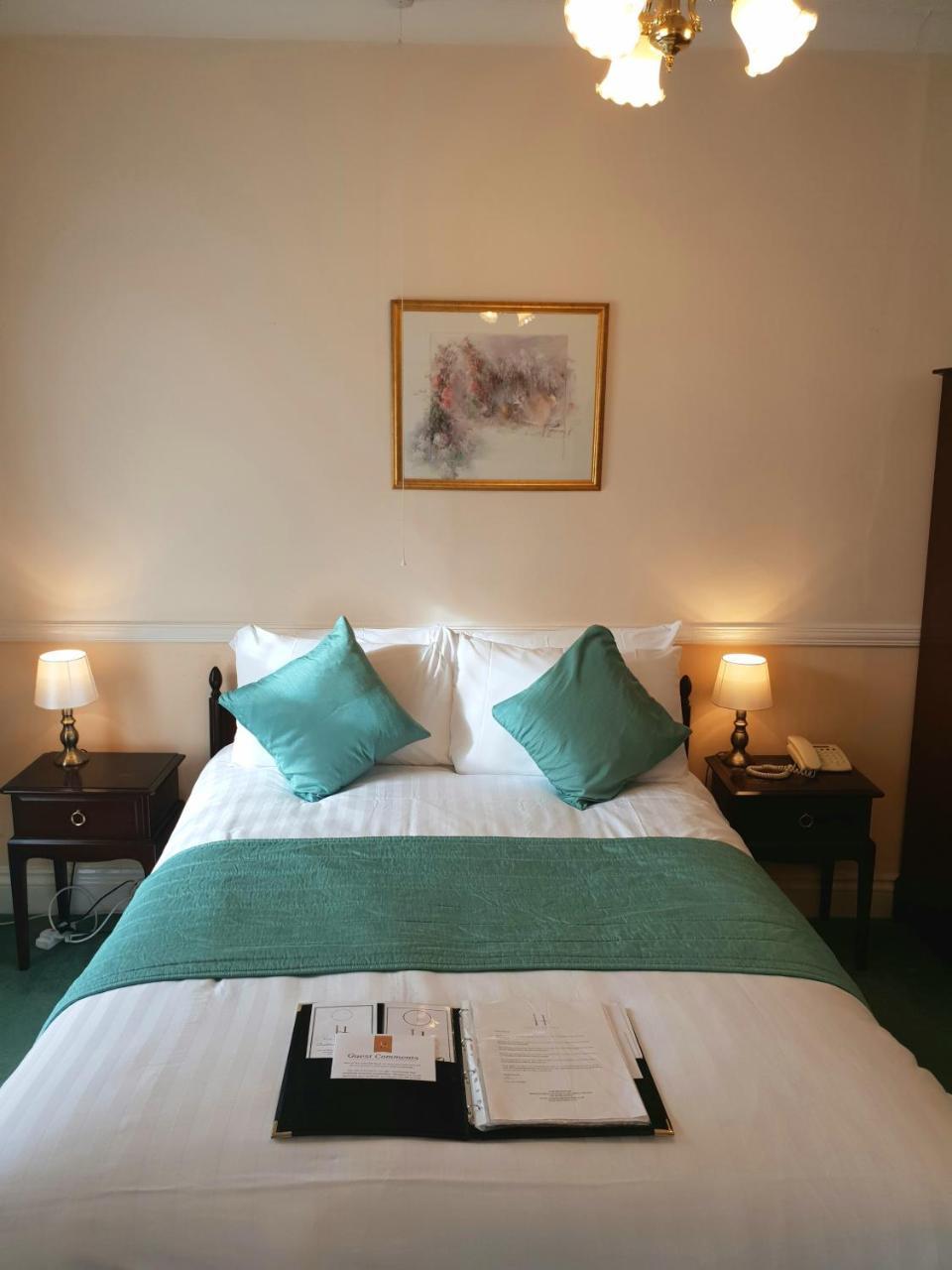 Lord Hill Hotel & Restaurant Шрусбери Экстерьер фото